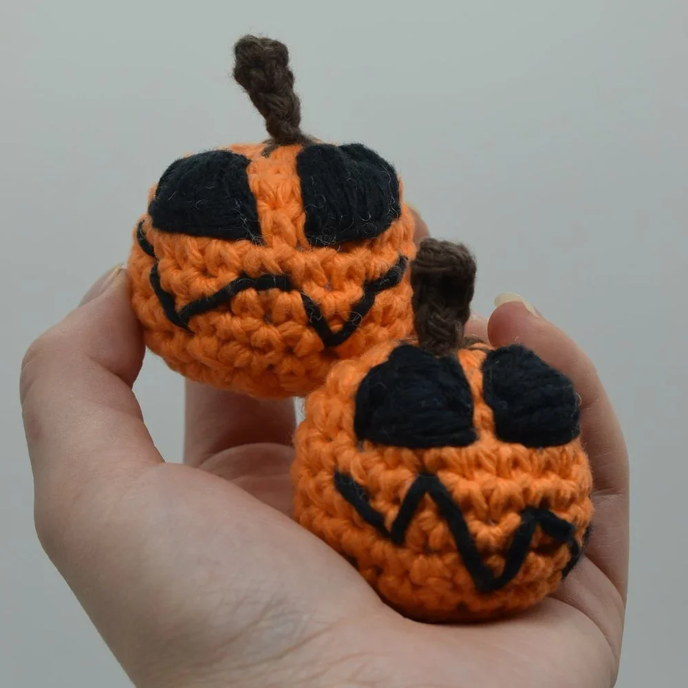 Handcrafted Crochet Catnip Jack O lantern Pumpkins Cat Toys Set of Two